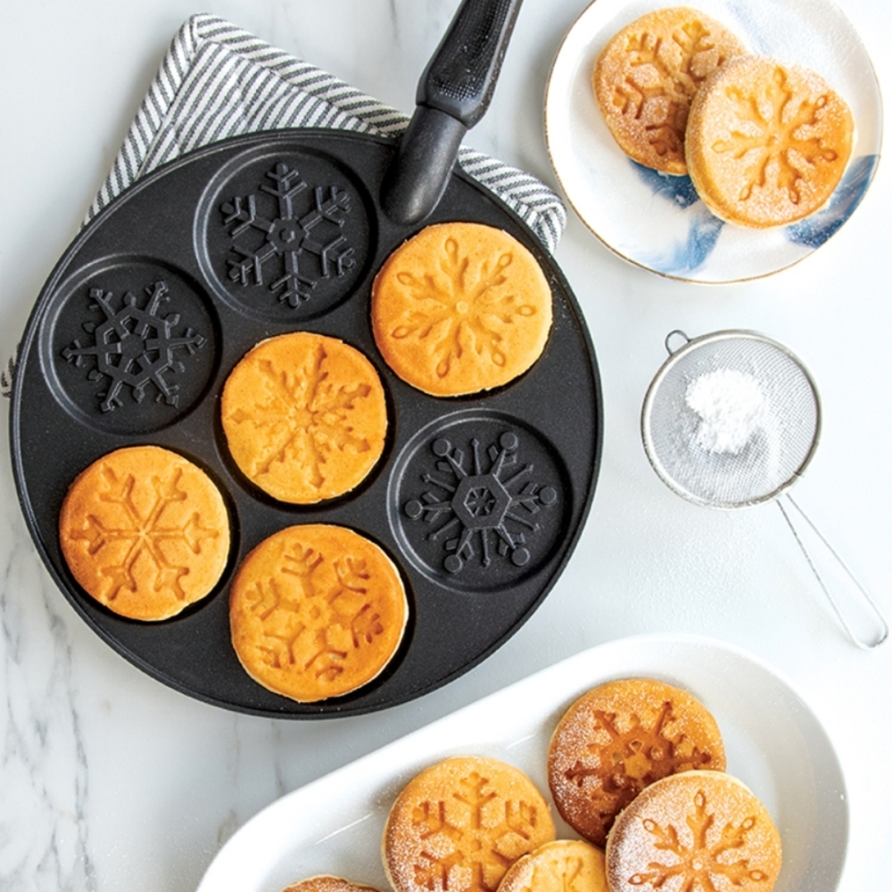 Nordic Ware falling snowflake pancakes pan